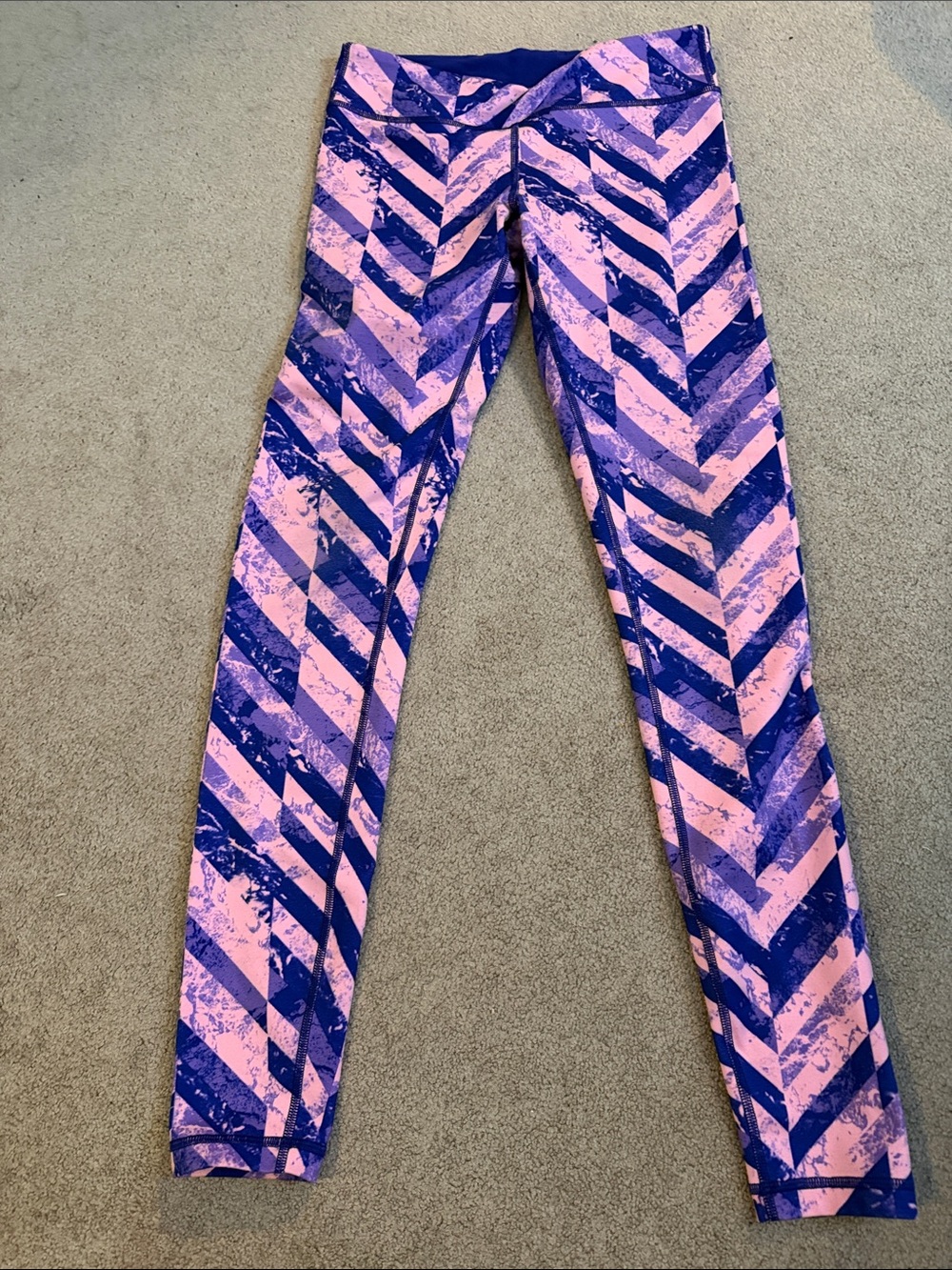 Ivivva Pink and Purple Chevron Print Leggings